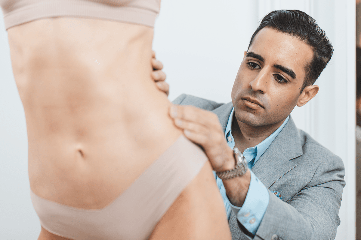 patient during exam Liposculpting in Manhattan